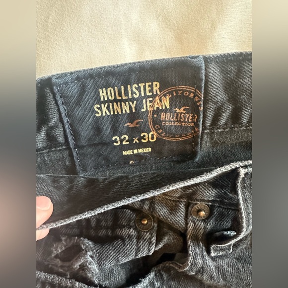 Men’s Hollister Jeans - Picture 3 of 3